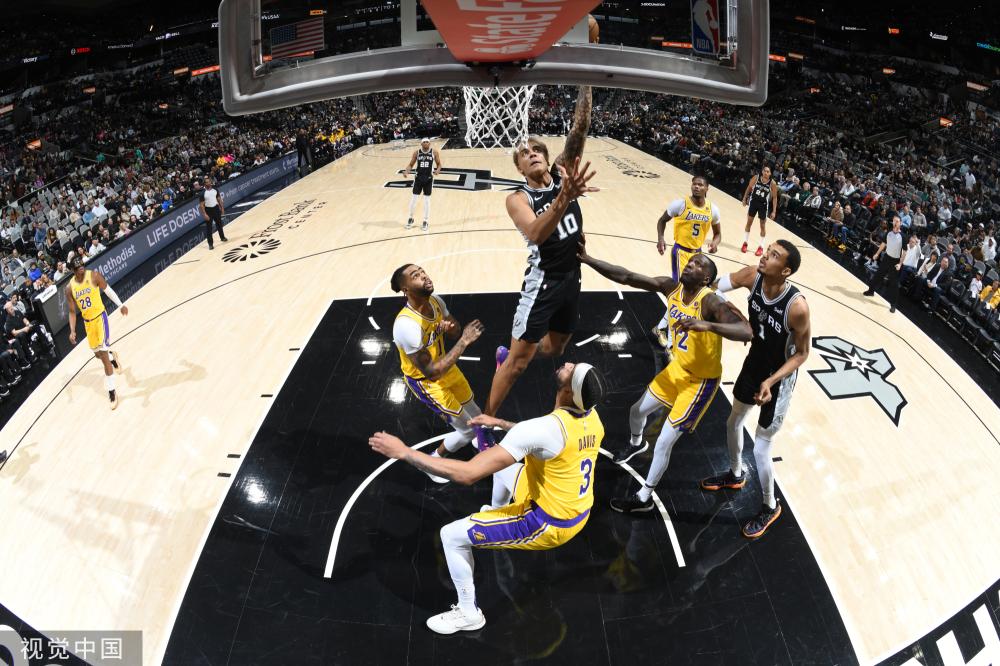 不仅是两家 不仅是两家