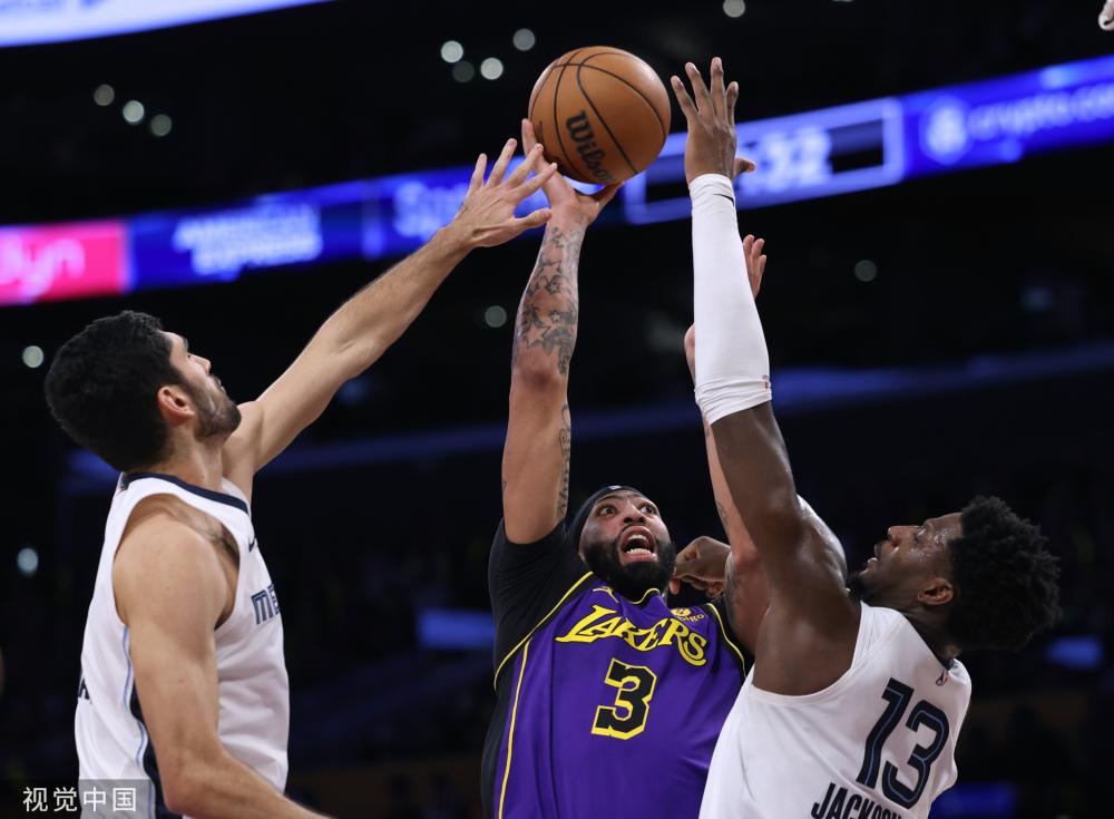 敏锐的门前 敏锐的门前