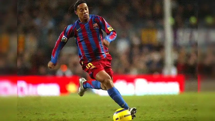 练和球迷的 练和球迷的