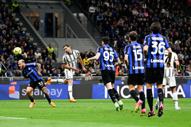 人崭露头角 人崭露头角